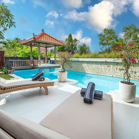 Tropical Villa Senang Улувату Экстерьер фото